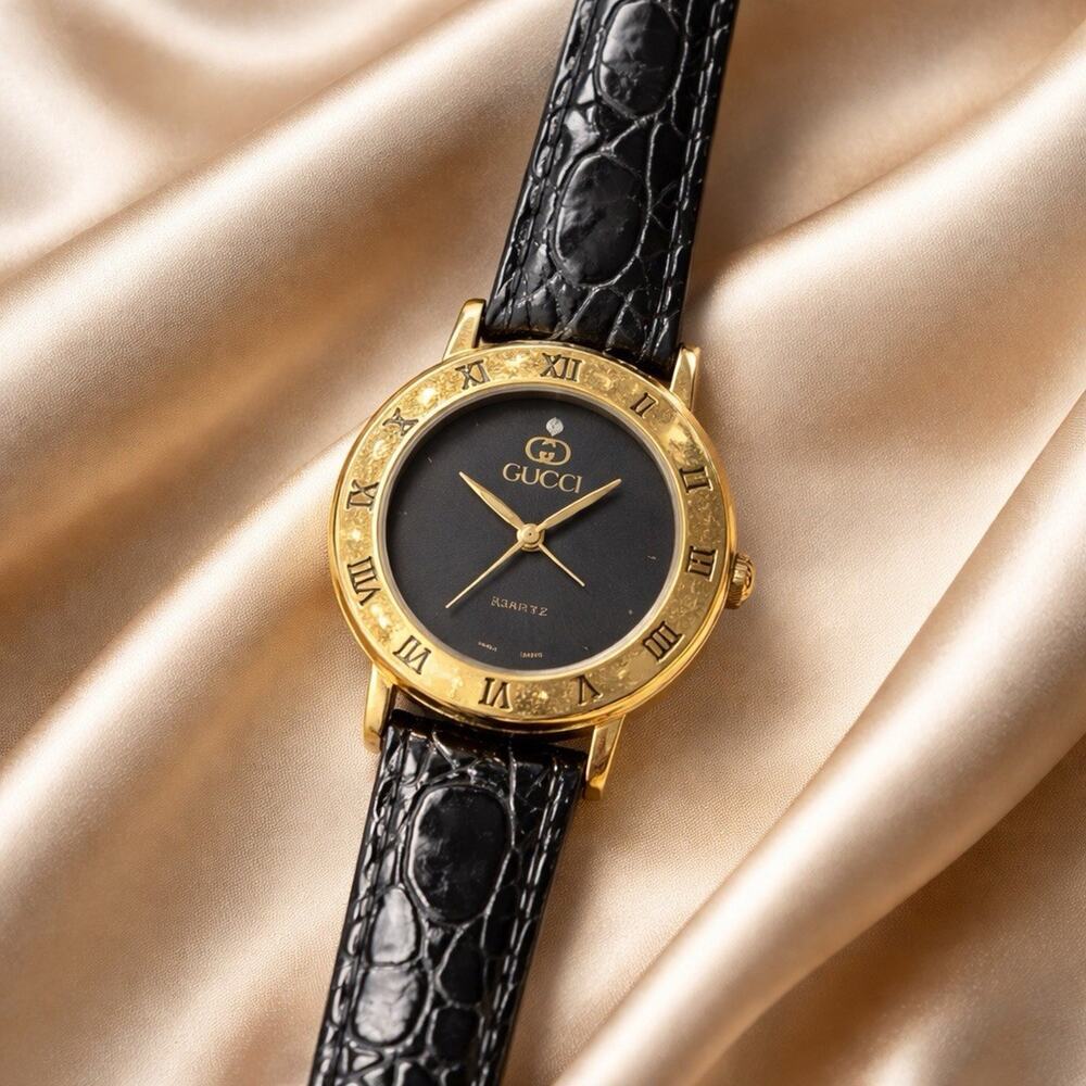 Gucci Diamond 3000L Gold PL Black Leather women watch Vintage